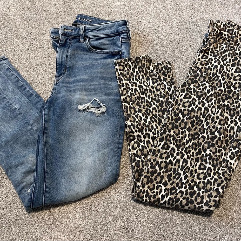 Two pairs size 8 American Eagle next level stretch jeans